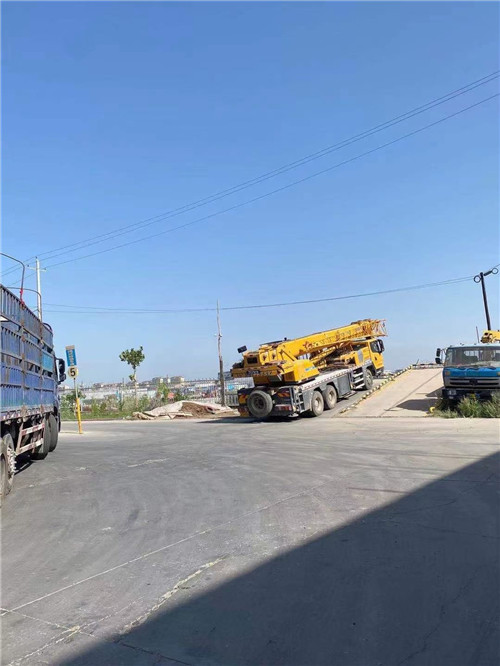 包河区25吨吊车的租赁价格大概是多少？